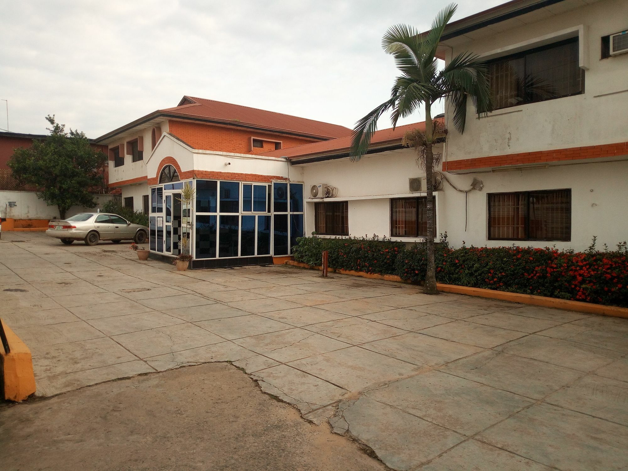 Crown Hotel Ibadán Exterior foto